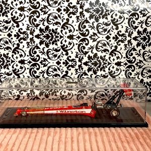 Action Racing Collectibles 1/43 Dragster G.Scelzi Winston New in Plexiglas Case